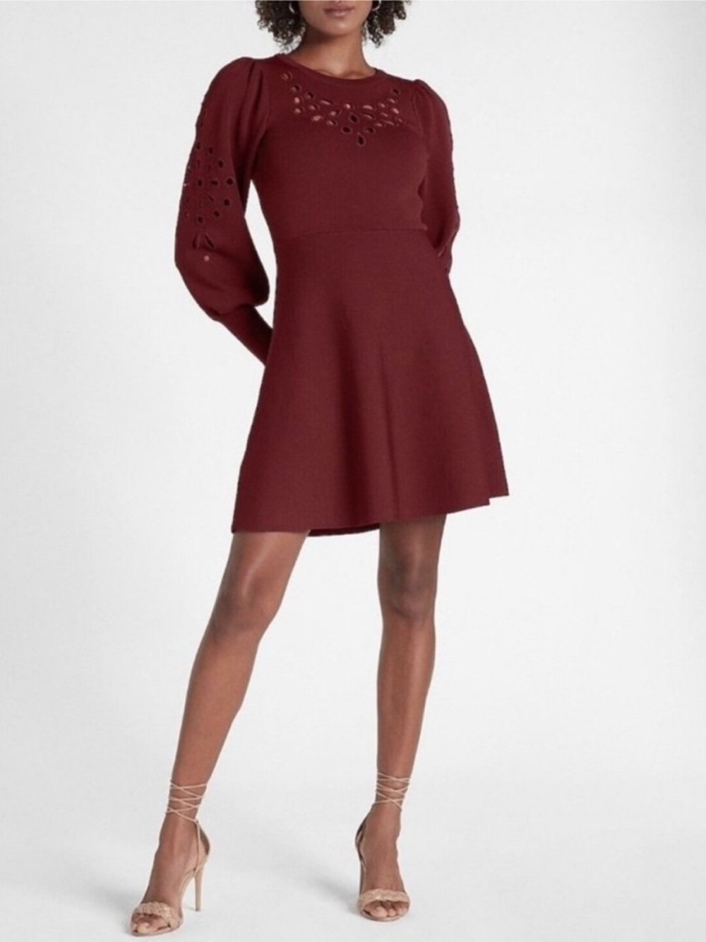 Express burgundy Eyelet Lace Fit And Flare Sweater mini Dress M, 18” PTP, 34” L